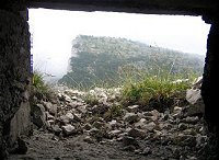 Feritoia autroungarica rivolta sul Vallone dell'Agnellizza