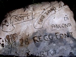 La lapide del fante Prunelli - Altopiano di Asiago