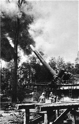 Cannoni tedeschi iniziano l'offensiva a Verdun